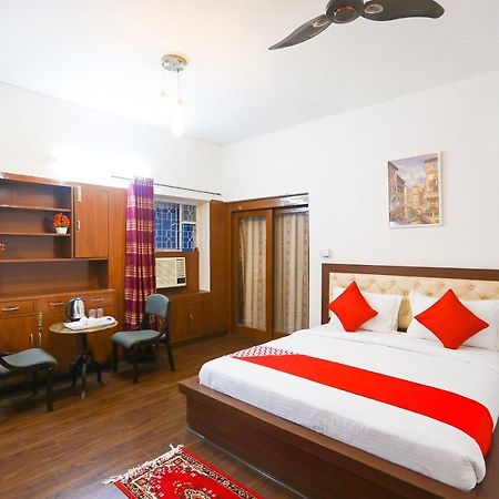 Oyo 62702 Golden Home Stay New Delhi Bagian luar foto