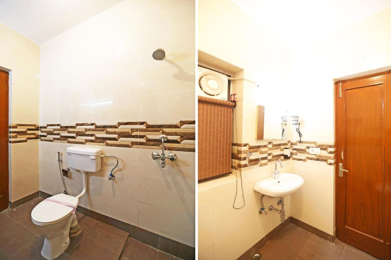 Oyo 62702 Golden Home Stay New Delhi Bagian luar foto